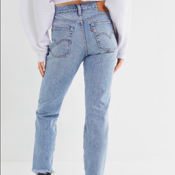 Levi’s Wedgie Shut Up Jeans - Picture 3 of 8